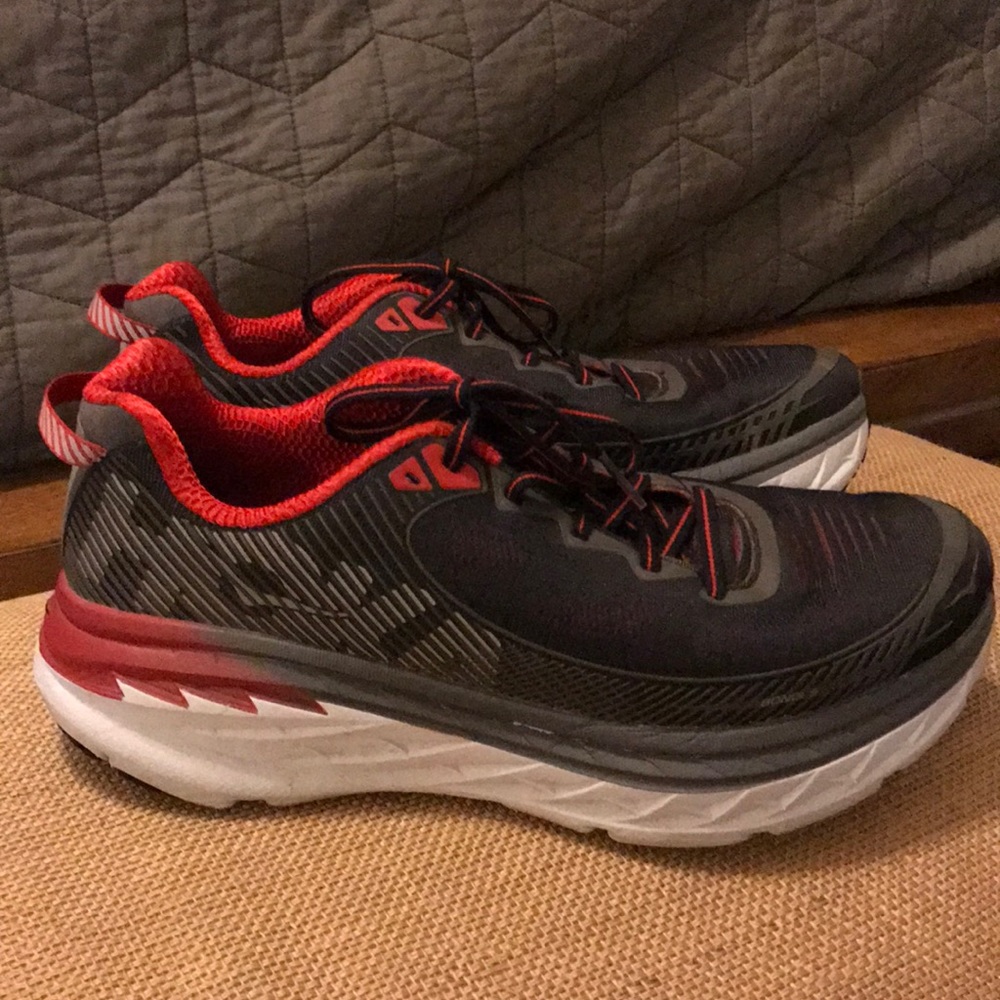 Hoka One One M Bondie 5